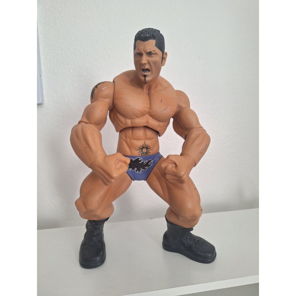 2005 JAKKS PACIFIC WWE Batista Ring Giants 14" Poseable Action Figure